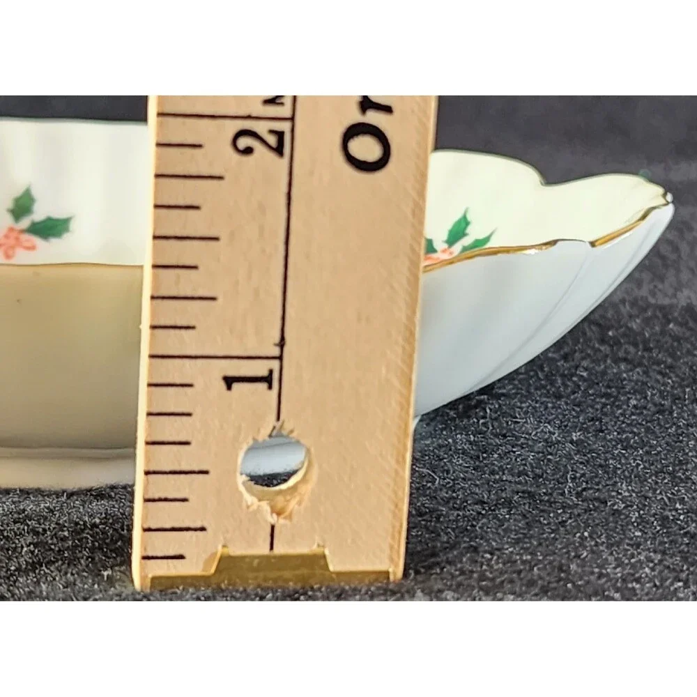 Vintage Hand Painted ~ Lefton China Christmas/Holiday Candy/ Trinket Dish ~ 2528